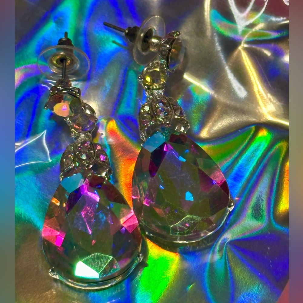 Teardrop, iridescent aurora borealis earrings